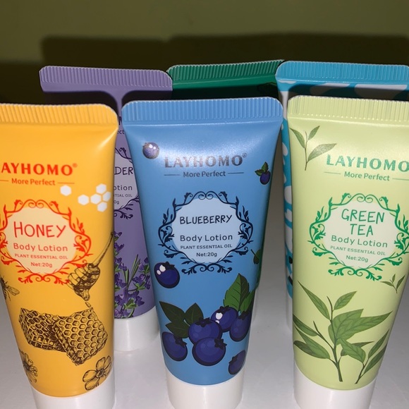 6 mini creams blueberry, honey, lavender, aloe, green tea and milk. - Picture 2 of 6